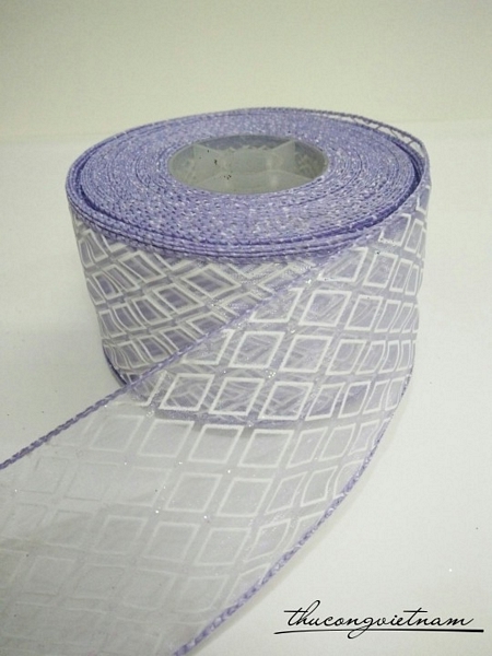 Ruy băng họa tiết hình thoi viền tím nhạt